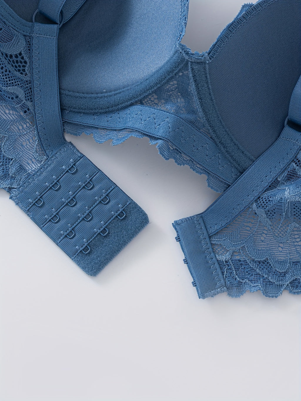 Noctéra | Lot de 6 soutiens-gorge élégants en dentelle
