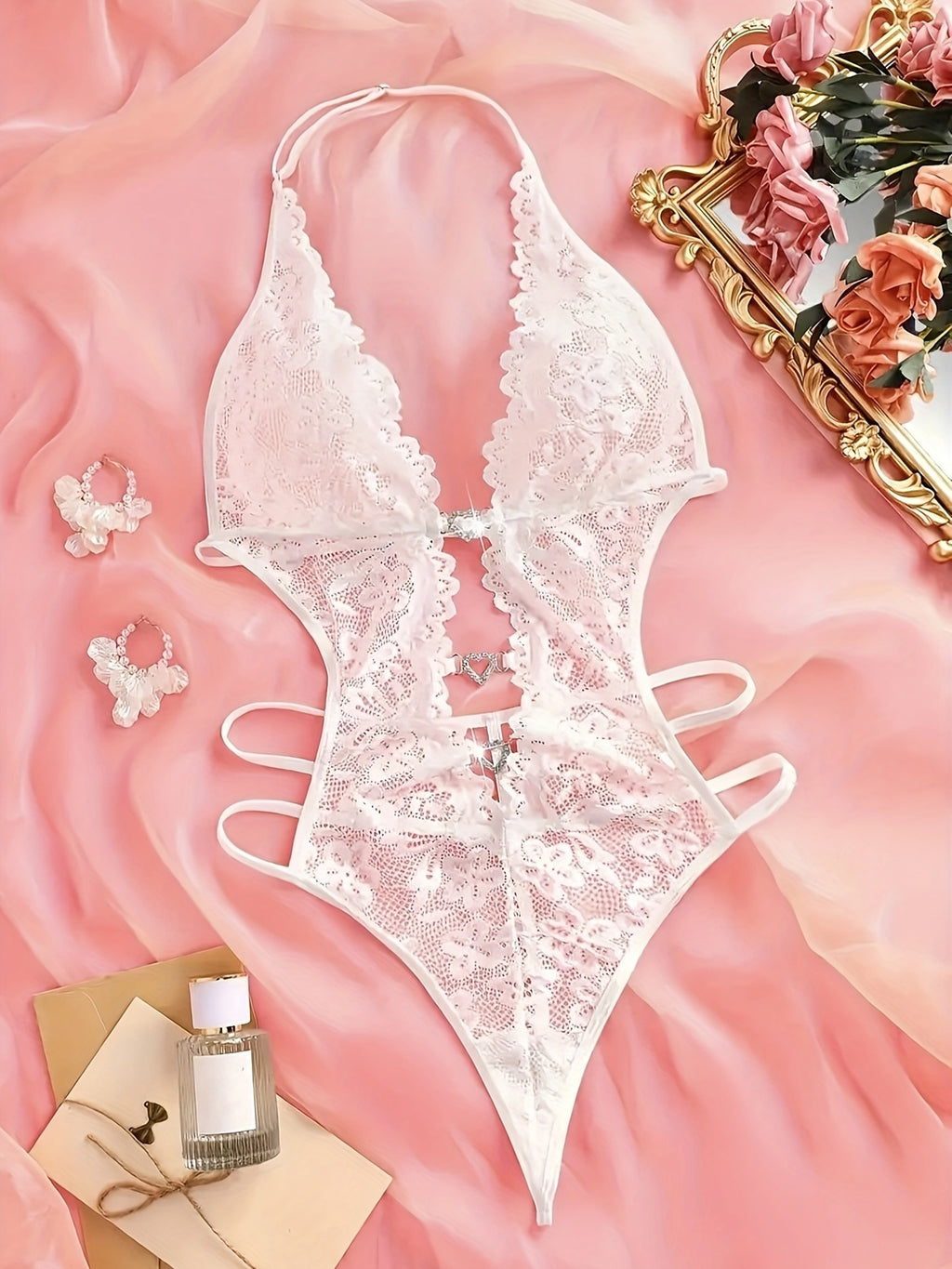 Velvette | Body avec dentelle, cœurs et diamants